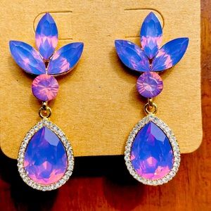 Lala lavender sparkle earrings